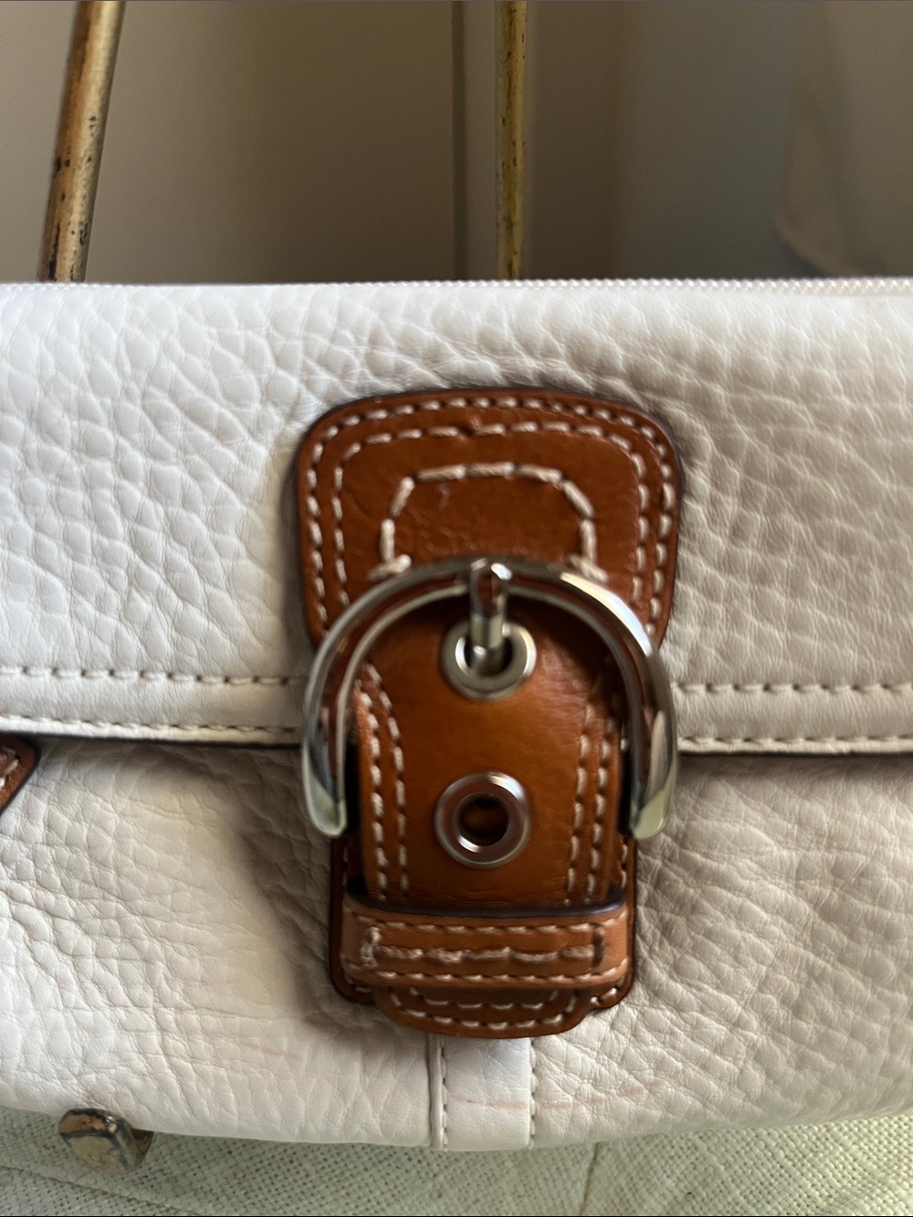 Coach Hampton White/Cream Pepple Leather Soho Flap Mini Bag Wristlet Pouch Y2K - Picture 3 of 15